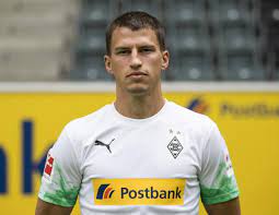 Lainer started his career with the local club sv seekirchen. Stefan Lainer Decision To Take A Pay Cut Was Relatively Easy