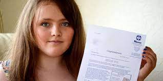 Una niña de 12 años, más inteligente que Hawking y Einstein | Público