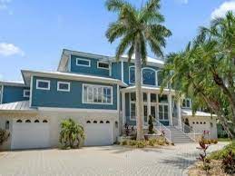 5 7m clearwater home features