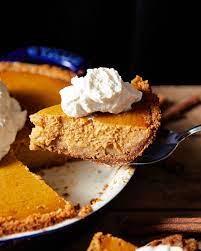 pumpkin pie with graham er crust