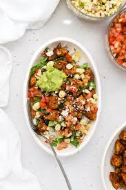 healthy chipotle en burrito bowls