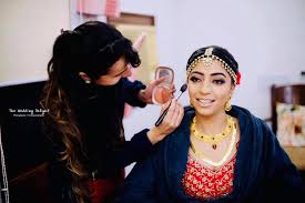 trending makeup artists on insram