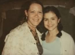 Her role as angela was one of her first appearances on television. Demi Lovato And Selena Gomez S Barney 15th Anniversary Production Crew Shares Memories