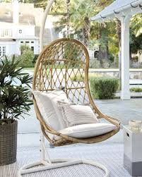 weather guide to outdoor furniture designs