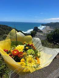 florist west auckland delivery