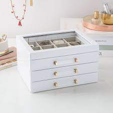 Elle Lacquer Jewelry Display Box