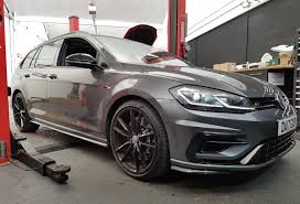 It's a facelift of the 2013 volkswagen golf r and was replaced in 2021 by a new generation golf 2021 volkswagen golf r. Vw Golf R Mk7 5 Estate Forge Motorsport Fmic Nv Motorsport Uk