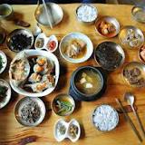 What do Koreans eat for breakfast?