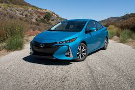 2017 toyota prius prime review first