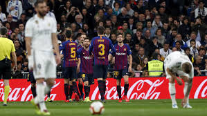 Real madrid, luka modric ile ceza sahası dışında sağ çaprazdan bulduğu gol ile farkı ikiye çıkartıyor. Laliga Santander 2019 20 Real Madrid Vs Barcelona Todas Las Reacciones Del Clasico De Laliga En Directo Marca Com