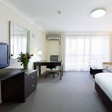 hotel ibis styles canberra tall trees