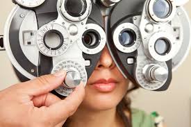 routine comprehensive eye exams in