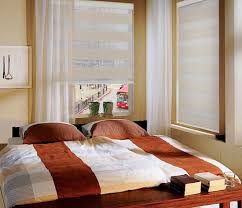Salon ve oturma odası dekorasyonunda farklı mekanizmalara sahip perde modelleri bulunur. Yatak Odasi Stor Perde Modelleri 2021