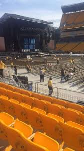 Has This End Stage View At Heinz Field