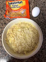 cook an egg in ramen in the microwave