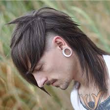 The mullet is a hairstyle in which the hair is shorter at the front, but longer at the back. Curly Mullet Short Sides Novocom Top