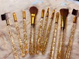 professional makeup brushes for
