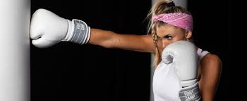 heavy bag boxing workout for beginners