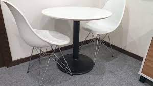 Round Office Discussion Table