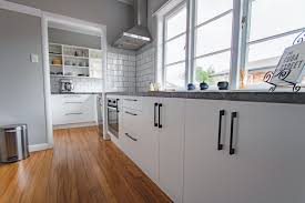 The type of kitchen flooring you choose can play a large part in your satisfaction with the room. Kitchen Flooring Ideas How To Choose The Best Option For You