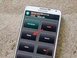 A couple of years ago a law was made that made it illegal to unlock cell phones, even after the 2 year activation period unless done by the proper carrier. Iphone Hacking Zone How To Use The Earpiece Amp Speaker Together For Surround Sound On Your Galaxy Note 3