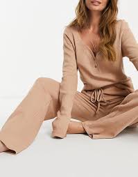 Shop women's loungewear & comfy clothes at aerie to find all the loungewear, sleepwear, and comfy clothes you need! Missguided Loungewear Set In Camel Asos