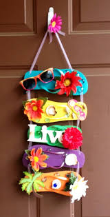 This listing is for a flip flop wreath. Flip Flop Wreath Live By Auntellengifts On Etsy 25 00 Fashion To Do List