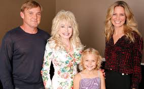 She has opened up on this a few times in interviews, and it seems there have been health and professional issues preventing the couple from having their own kids. Dolly Parton On Coat Of Many Colors Faith And Marriage