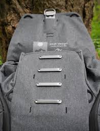 the peak design everyday backpack looks