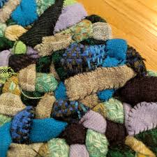 vine crafting braided rag rug