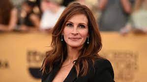 By 2004, she had a fortune estimated to be worth $212 million. Understanding Julia Roberts Net Worth Career Earnings And Family Life
