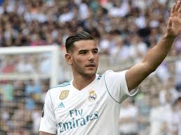 Lucas comes from a football family background and grew up with his little brother theo hernandez (pictured below with lucas) who is two years his junior and currently plays for spanish giant, real madrid. Laliga Real Madrid Verleiht Theo Hernandez Zu Real Sociedad San Sebastian Eurosport