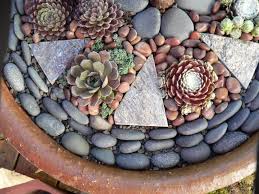 decorating outdoor pots with stone