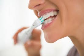 Cepillo dental sónico elimina eficazmente la placa dental mediante vibraciones de alta frecuencia. Cepillo De Dientes Rotativo O Sonico Cepillos Electricos De Dientes