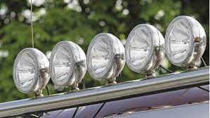 Do Czego Służą Tylne światła Przeciwmgłowe Samochodu Osobowego - Dodatkowe oświetlenie samochodu off-roadowego - Allegro.pl