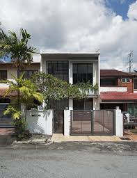Simple yet fascinating terrace house exterior design featuring vented wall and a balcony lined with plants. Terrace House Facade Malaysia Page 1 Line 17qq Com