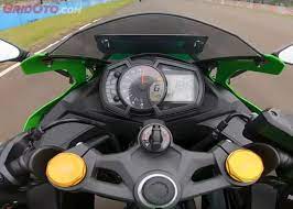 This is the first main series. Tes Langsung Top Speed Kawasaki Ninja Zx 25r Di Sirkuit Sentul Gridoto Com