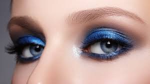 blue eyes with these eyeshadow colors
