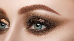 gorgeous eyeshadow looks for blue eyes