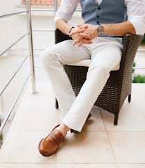 the white pants outfit for men how to