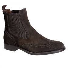 Part of our stormbuck collection, these boots look amazing with pants, are amazingly comfy and pull right on so you can start slaying the day faster! Men S Dark Brown Suede Wingtip Brogue Chelsea Boots Color Dark Brown Men S Shoes Size 42