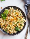 What do you eat couscous with?