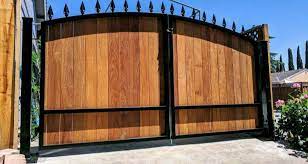 the cost of installing a driveway gate