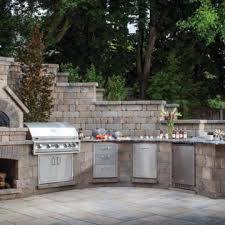 Built In Outdoor Grill Design Ideas