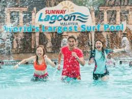 It offers amazing rides, fantastic facilities and simply superlative service. Water Park Sunway Lagoon Theme Park
