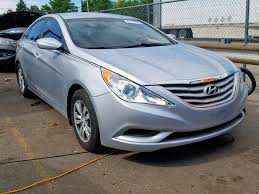 The 2013 hyundai sonata is hyundai's midsize sedan and is considered one of the most stylish offerings in its segment, featuring a dramatic mix of lines, curves, and creases at almost every angle. 2013 Hyundai Sonata Gls Vandalism Damage 5npeb4ac2dh527918 Sold