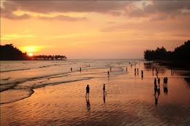 Itulah 10 rekomendasi destinasi pantai di padang yang punya pesona. Paket Tour Padang 3 Hari 2 Malam Tour Sumatera Barat