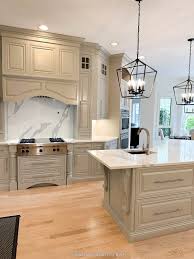 how to choose kitchen cabinet hardware 2023