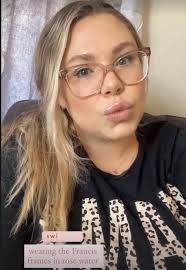 mom kailyn lowry shows off her