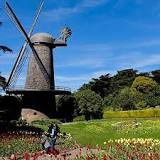 What is the oldest building in Golden Gate Park?
